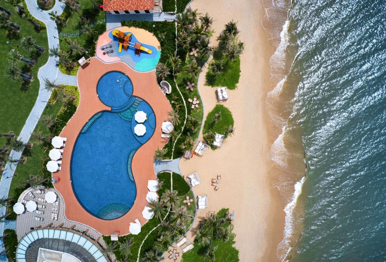Radisson Resort ฟานเที้ยต ภายนอก รูปภาพ